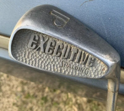 Spalding Executive Right Hand Pitching Wedge - Image 1 of 4