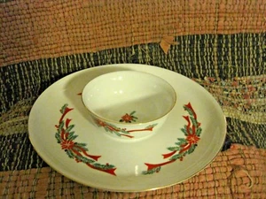 TIENSHAN ~ POINSETTIA & RIBBONS ~ CHIP / VEGGIES TRAY & DIP SET ~ EUC - Picture 1 of 4