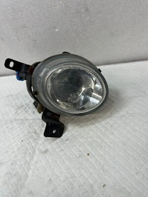 2002 HYUNDAI SONATA RIGHT PASSENGER SIDEHAND FOG LIGHT OEM (A3-68) - Image 1 of 4