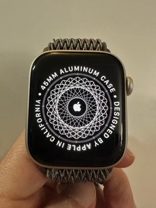Apple Watch Series 8 45 mm gris sidéral aluminium (GPS + cellulaire) 32 Go débloqué - Photo 1 sur 11
