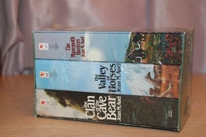 Jean M. Auel's the Earth's Children: The Clan of the Cave Bear, the Valley of Ho - Foto 1 di 9