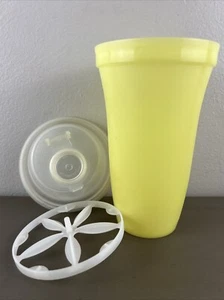 Tupperware QUICK SHAKE biberon miscelatore versare beccuccio Gravy Baby Formula GIALLO 844 - Foto 1 di 8