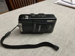 Canon PowerShot S50 5MP Digital Camera Battery with Charger PARTS ONLY - Picture 1 of 10