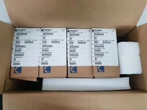 [NEW] Juniper PE-4T1-RJ48 : 4-port T1 PIC - Picture 1 of 3