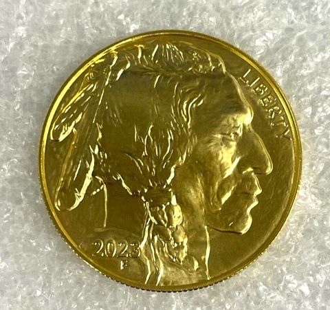 1 Gold 2023 American buffalo 1 Troy oz .9999 Fine Gold $50 US Mint BU Coin Cover