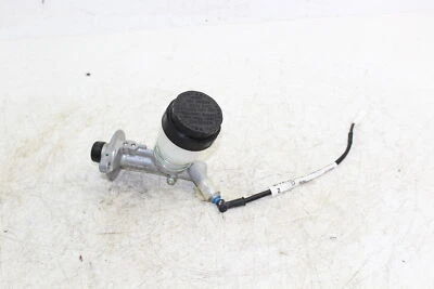 Cilindro maestro de freno Can-am Commander Maverick 800 1000 13-19 705601505 Foto 1 de 4