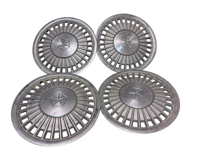 Chrysler New Yorker Plymouth Voyager 1984-88 tapacubos de 14" (4) cubierta de rueda de colección Foto 1 de 4