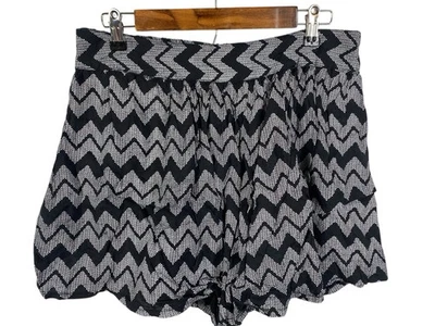 Falda Corta Y2K Mini Talla 1X Negra Gris Ojo Chevron Caramelo Capricho Emo Patinador Foto 1 de 4