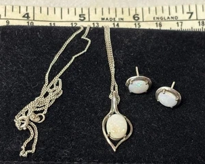 Australian Flame Opal On Sterling Necklace & Earrings Vintage Tested - Picture 1 of 12