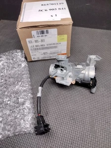 Carcasa de bloqueo de encendido original Volkswagen 2011-2019 Volkswagen 5C6-905-841 OEM - Imagen 1 de 14