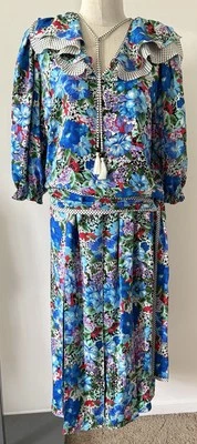 DIANE FREIS ~ CONJUNTO DE SAIA E TOP DE SEDA VINTAGE ~ ESTAMPA FLORAL ~ M - Imagem 1 de 4