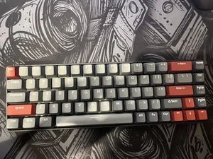 gaming keyboard - Photo 1/3