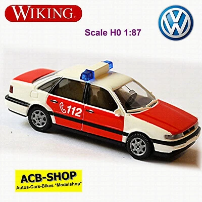 VW Passat Berlina 1993-96 Pompieri 112 Rosso + Bianco 1:87 Wiking 600 02 - Immagine 1 di 2