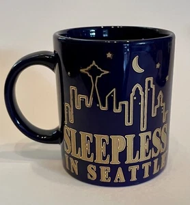 Sleepless In Seattle Dark Purple-y Blue & Gold Ceramic Mug/Cup Skyline ‘93 - Imagen 1 de 12