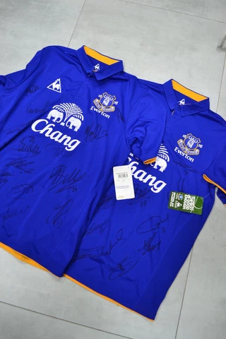 Fc Everton 2011-2012 Home Jersey Le Coq Sportif Shirt With Autographs Cover
