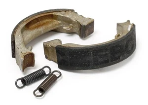 EBC/S624 Brake Shoes for Suzuki AP50, AH50/100 Address, AY50 Katana, UX50, AN125 - Picture 1 of 2