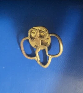 Vintage Girl Scouts Brownie Membership Pin - Picture 1 of 2
