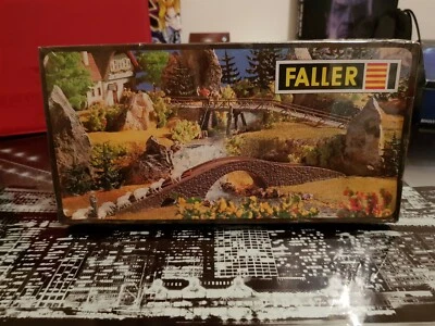 Faller 2 small bridges set B-537 pre coloured kit sealed - Image 1 of 3