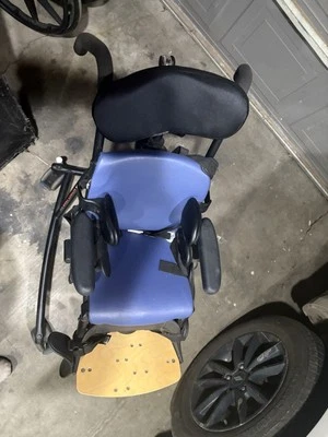 Silla de actividades Rifton 850 Foto 1 de 4