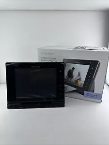 Brookstone iConvert Instant Scan Digital Frame- 8" Frame 600 x 800 - Picture 1 of 17