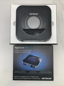 Routeur portable mobile Netgear Nighthawk M1 4G LTE - MR1100 - Photo 1/4