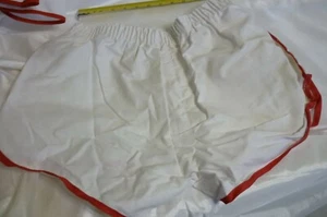 VTG.70's SHORTS LARGE GYM ATHLETIC WHITE W/RED STRIPE RUNNER  USA - Picture 1 of 4