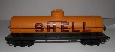 Tyco HO Scale Shell Single Single Dome Tank Car - Image 1 of 4