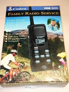 Radio walkie talkie bidireccional compacta FRS Cobra FRS200 2 millas 14 canales sin antena - Imagen 1 de 4