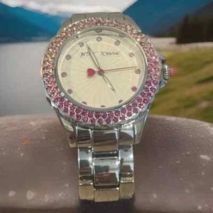 New Betsey Johnson Crystal Rhinestone Pink Glitter Heart Watch! - Picture 1 of 6