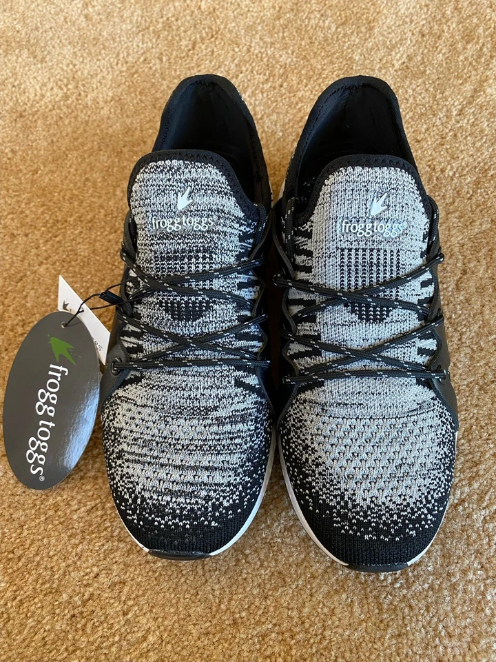 Zapato Frogg Toggs Alto y Seco (8)- Negro/Gris Mujer’s NUEVO CON ETIQUETAS Foto 1 de 4