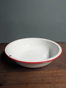 Great Vintage ROUND Enamel Ware TUB BASIN WASH BOWL White w/ Red Trim FARMHOUSE - Picture 1 of 6