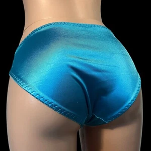 Vintage Shiny Jennifer Size Large Aquamarine Blue Embroidered Panties 63054 - Picture 1 of 24