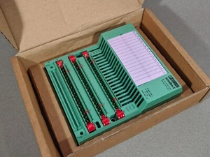 Phoenix Contact InterBus-S IBS RT 24 DIO 16/16-T I/O Module - Picture 1 of 5