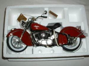 Guiloy Red 1942 Indian 442 Motorcycle Model 1/10 - Picture 1 of 1