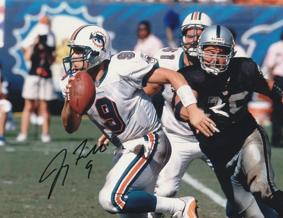 JAY FIEDLER  MIAMI DOLPHINS   ACTION SIGNED 8x10 - Imagem 1 de 1