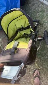 Mountain Buggy 2013 Evolution Swift Stroller - Chilli -Brand New! Free Shipping! - Picture 1 of 6