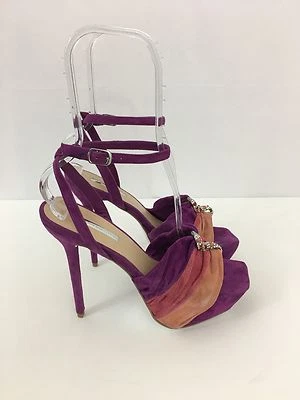 Tacones de aguja H by Halston de gamuza púrpura rosa punta abierta con tiras 8,5 M Foto 1 de 4