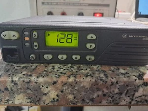 Motorola GM350 VHF 136-174 Mhz - Zdjęcie 1 z 6