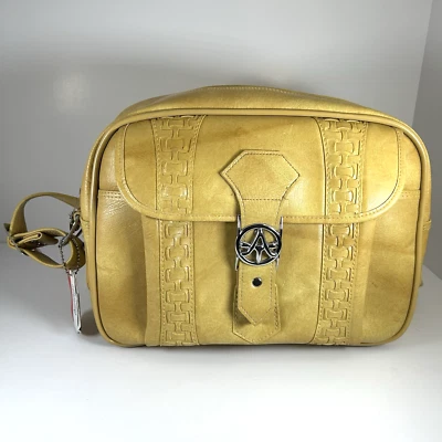 Bolso de Mano American Tourister Retro Amarillo Escort Vinilo para Pasar la Noche con Cerradura y Llave Foto 1 de 4