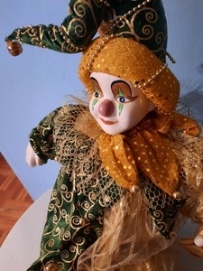 collectors choice porcelain clown dolls