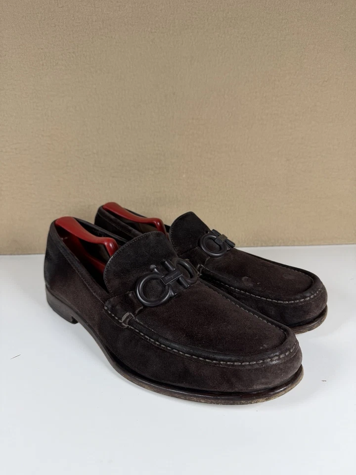 $850 SALVATORE FERRAGAMO "ROLO" Suede Brown Loafers Mens Size 9 EE - Image 1 of 4