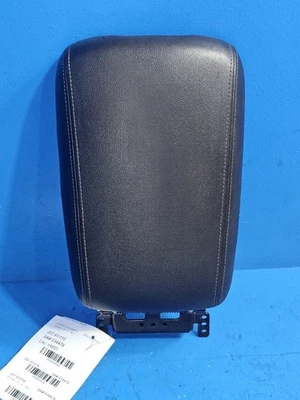 2016 KIA SORENTO APOIO DE BRAÇO PRETO - Imagem 1 de 4