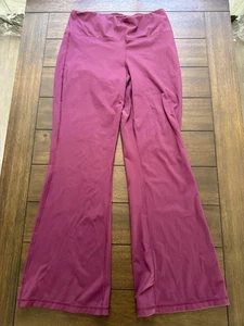 Avia Pants Womens Large Burgundy Flare Yoga Activewear Hidden Pocket Stretch - Picture 1 of 8