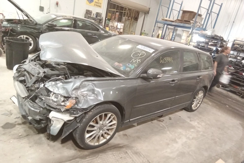 Transmissão automática Volvo V50 2011 fabricante de equipamento original 123K milhas - LKQ402924061 - Imagem 1 de 4