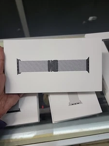 Apple Watch Ultra 2 49mm Black Titanium Milanese Loop Band Small Genuine SEALED - Zdjęcie 1 z 4