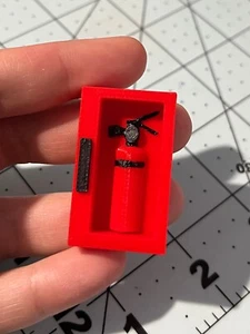 Action Figure Diorama Display Accessory Fire Extinguisher Box Cabinet 1/18 - Picture 1 of 3