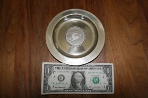 Queen Elizabeth II QE2 To Commemorate 1981 World Voyage Trinket Dish Ashtray - Picture 1 of 3