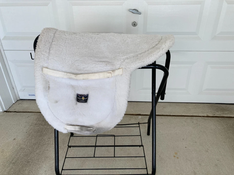 "Nueva almohadilla de doma Tolkat SuperQuilt - 18""" Foto 1 de 4