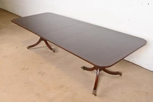 Kittinger Georgian Banded Mahogany Double Pedestal Dining Table, Refinished - Picture 1 of 11