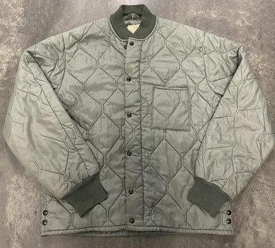 复古美国空军 CWU-9/P 绗缝传单夹克美国空军军事美国制造男式 M — 第 1/4 张图片